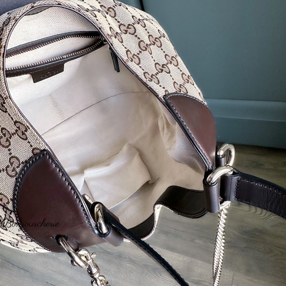 Authentic Gucci Signature Brown and Cream Shoulder Bag - Picture 6 of 12